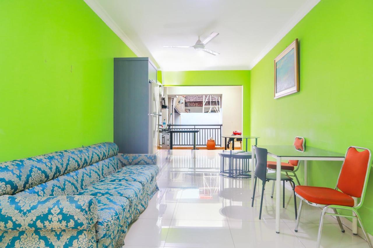 OYO 2196 Ss Homes Jacarta Exterior foto
